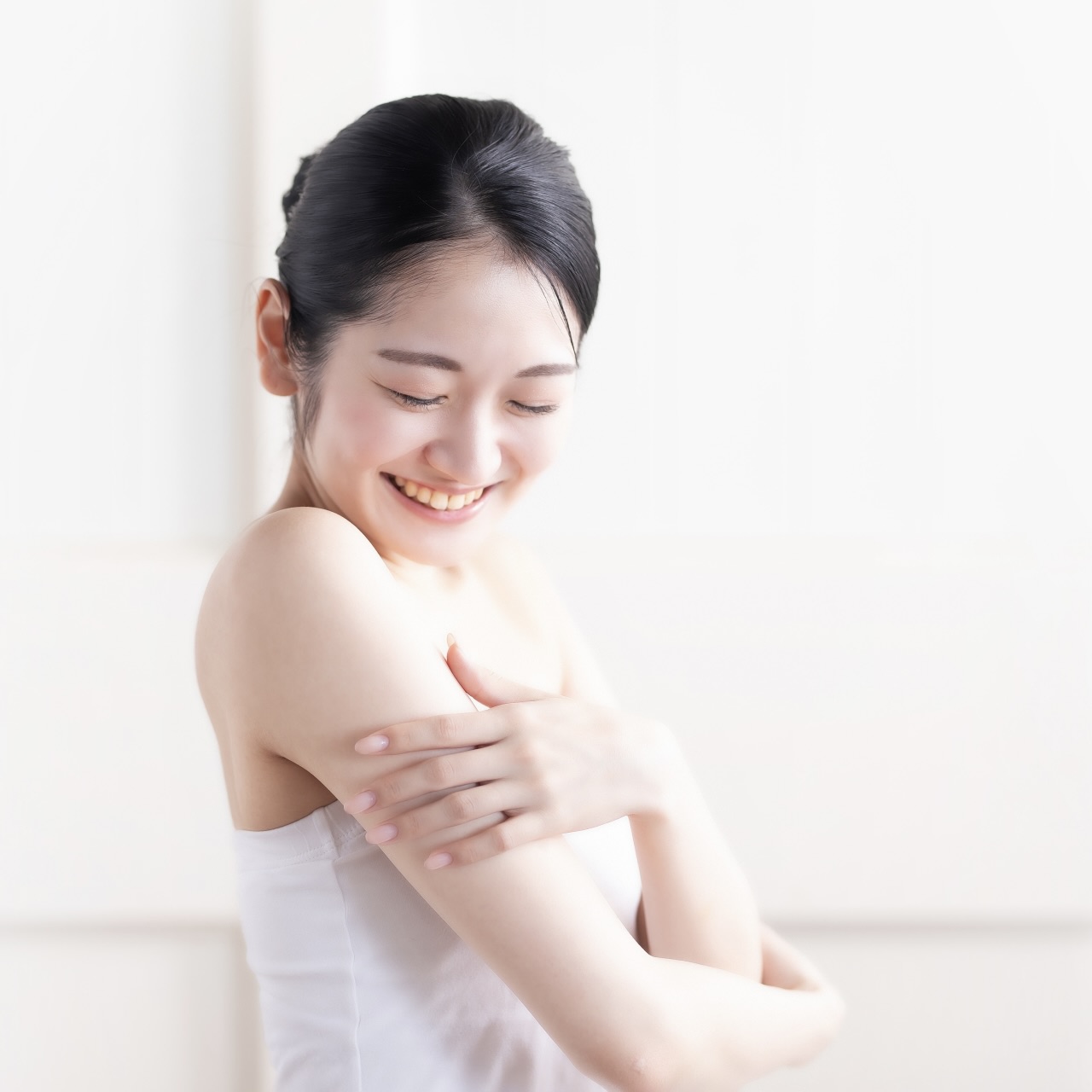 【脱毛効果UPの秘密】思わず触りたくなる肌へ